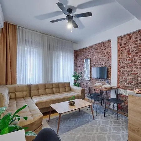 Nilgun By Azad Homes Apartman