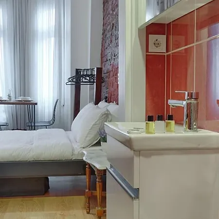 Apartment Nilgun By Azad Homes